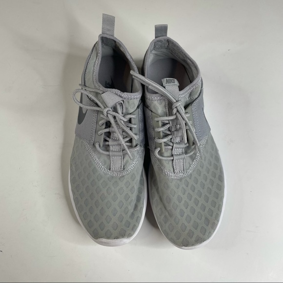 Nike Women’s Juvenate Sneakers Size 8.5 - Picture 3 of 9